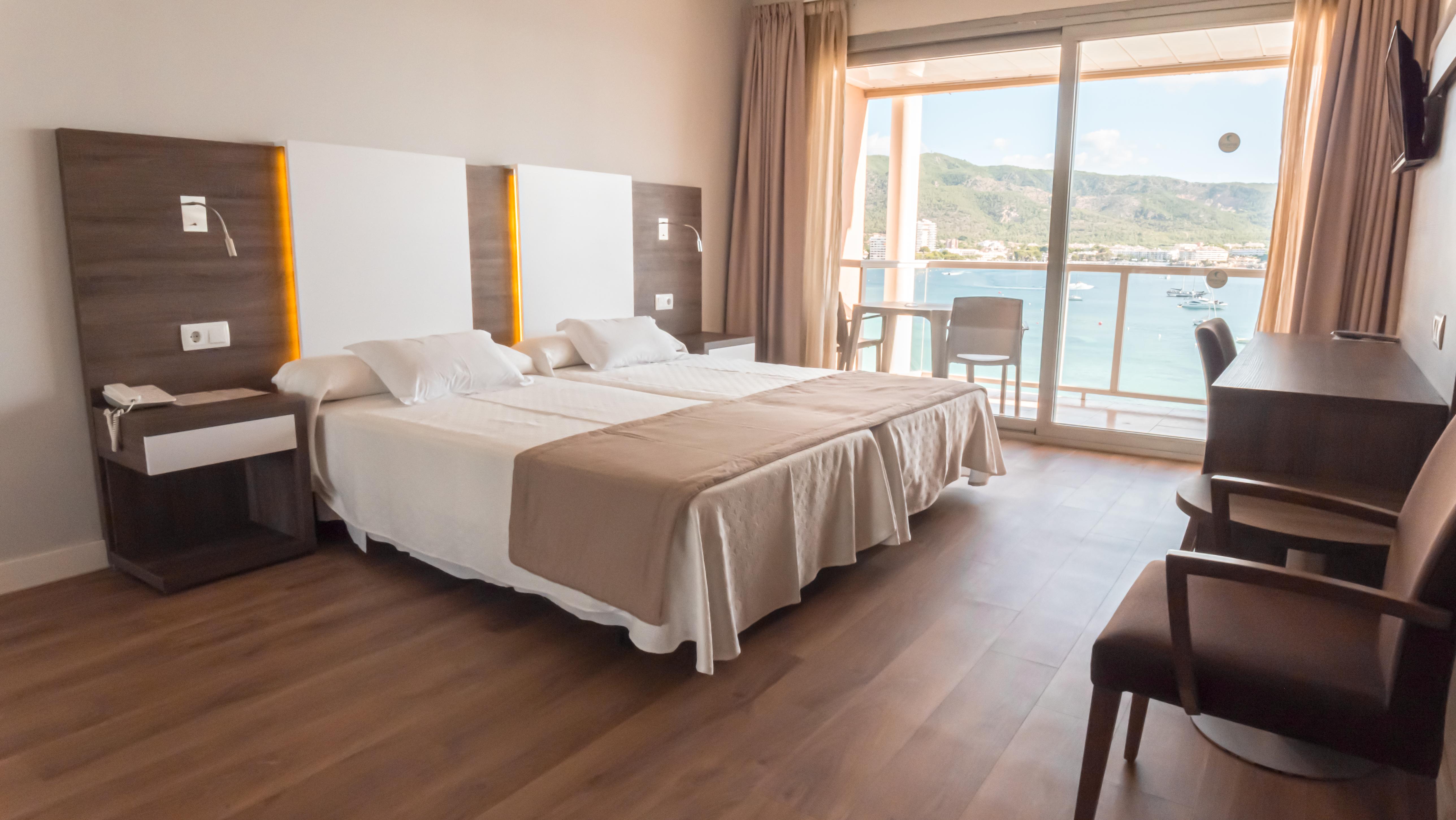 Seramar Comodoro Playa 4* Palma Nova (Mallorca)