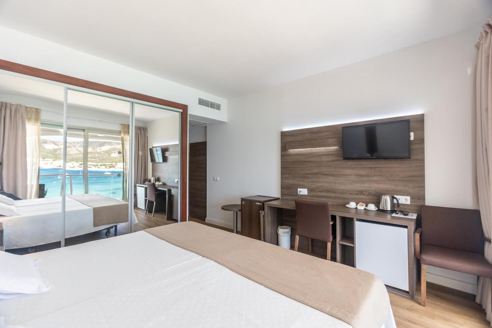 Seramar Comodoro Playa 4* Palma Nova (Mallorca)
